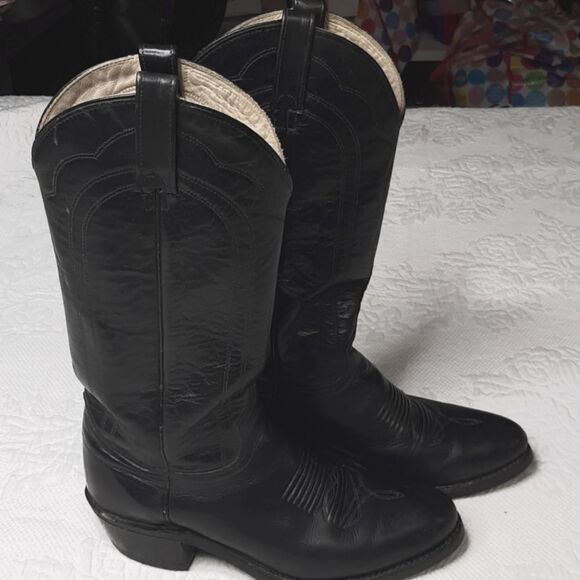 J. CHISHOLM Black Leather Boots - Picture 1 of 16
